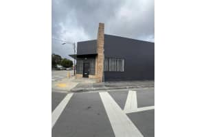 611 Nw 11th St, Miami