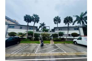 1142 99th St 3, Bay Harbor Islands