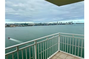770 Claughton Island Dr Ph-15, Miami