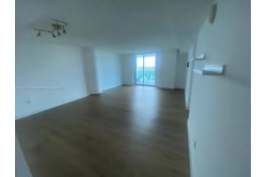 2101 Brickell Ave 1401, Miami