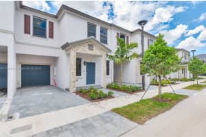 523 Sw 19th Ter, Fort Lauderdale