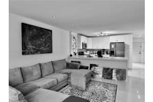 2801 Ne 183rd St 215w, Aventura