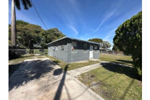 537 Nw 8th Ave ., Fort Lauderdale