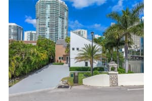 201 Atlantic Ave, Sunny Isles Beach