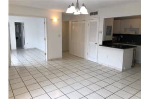 3582 Ne 171st Street 202, North Miami Beach