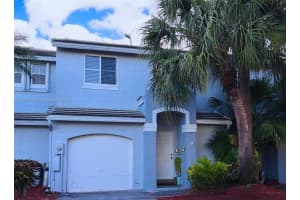 4734 Grapevine Way 4734, Davie