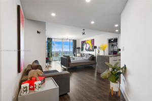 1881 79th St Cswy 1801, North Bay Village