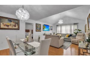 15591 Sw 105th Ter 524, Miami