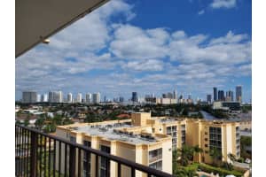 2903 N Miami Beach Blvd 1001, North Miami Beach
