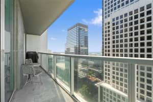 500 Brickell Ave 2510, Miami