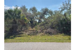 12133 Lenglen Ave, Port Charlotte