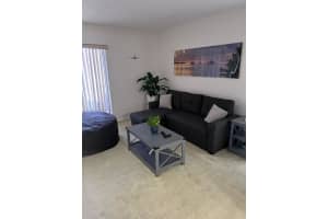 8120 Sw 24th St 310, North Lauderdale