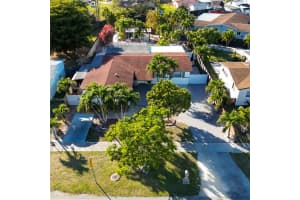 19600 Gulfstream Rd, Cutler Bay