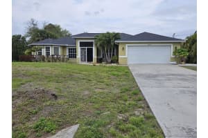 713 Palmetto, Lehigh Acres
