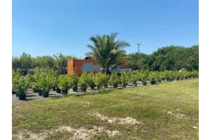 20701 Sw 136th St, Miami
