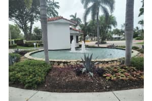 3610 Yacht Club Dr 401, Aventura