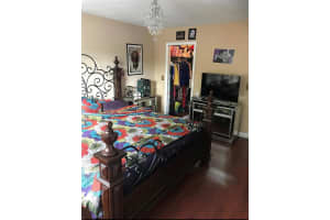 17000 Nw 67th Ave 240, Hialeah