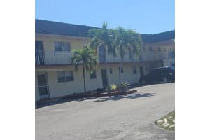 19305 Ne 2 Ave 2323, Miami