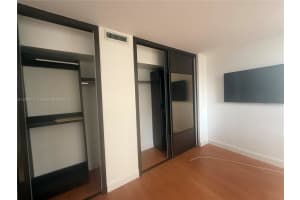 10185 Collins Ave 308, Bal Harbour