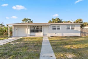 625 Foresteria Dr, Lake Park