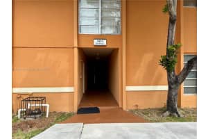 9493 Sw 76th St L3, Miami