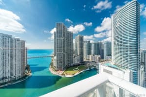 300 S Biscayne Blvd T-2602, Miami