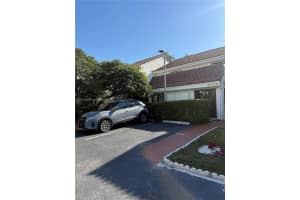 20306 Ne 34th Ct 39, Aventura
