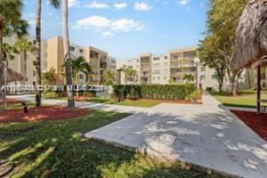 14250 Sw 62nd St 301, Miami