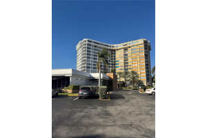 100 Golden Isles Dr 1014, Hallandale Beach