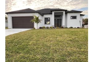 2122 Ne 14th Pl, Cape Coral
