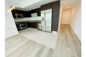 950 Brickell Bay Dr 2706, Florida City