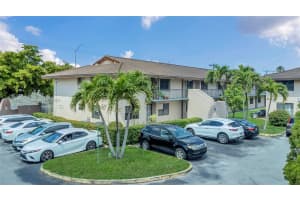 5835 W 20th Ave 112, Hialeah