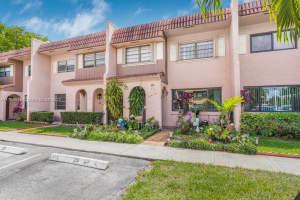 29 Matador Ln 4-20, Davie
