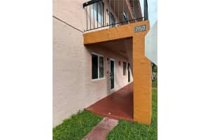 2150 W 60th St 11101, Hialeah