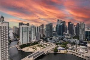 90 Sw 3rd St 4103, Miami