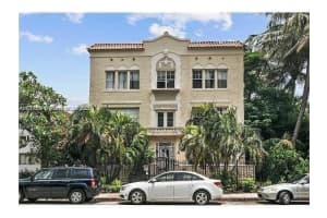 1611 Michigan Ave 25, Miami Beach