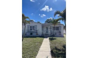 2542 Fillmore St, Hollywood