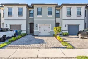 2157 S Appleton Cir S 2157, Oakland Park