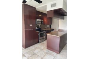 9311 Sw 4th St 214b, Miami