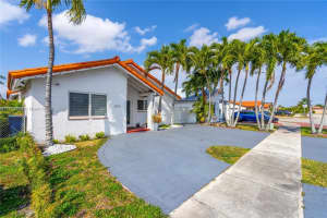 13351 Sw 27th St, Miami