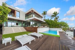 7311 Belle Meade Island Dr, Miami