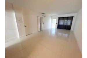 1604 Drexel Ave 207, Miami Beach