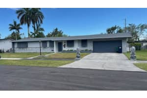 9380 Sw 179th Ter, Palmetto Bay