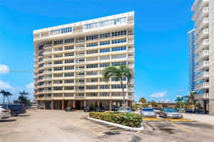 1817 S Ocean Dr 628, Hallandale Beach
