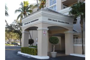 1280 S Alhambra Cir 2211, Coral Gables