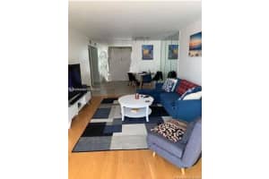 800 Parkview Dr 224, Hallandale Beach
