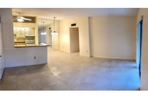 9674 S Belfort Cir 202, Tamarac