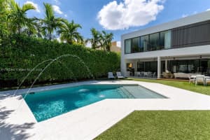 2031 S Miami Avenue, Miami