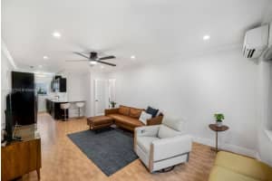 10070 E Bay Harbor Dr 70d, Bay Harbor Islands