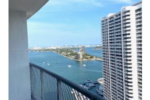 1750 N Bayshore Dr 3106, Miami